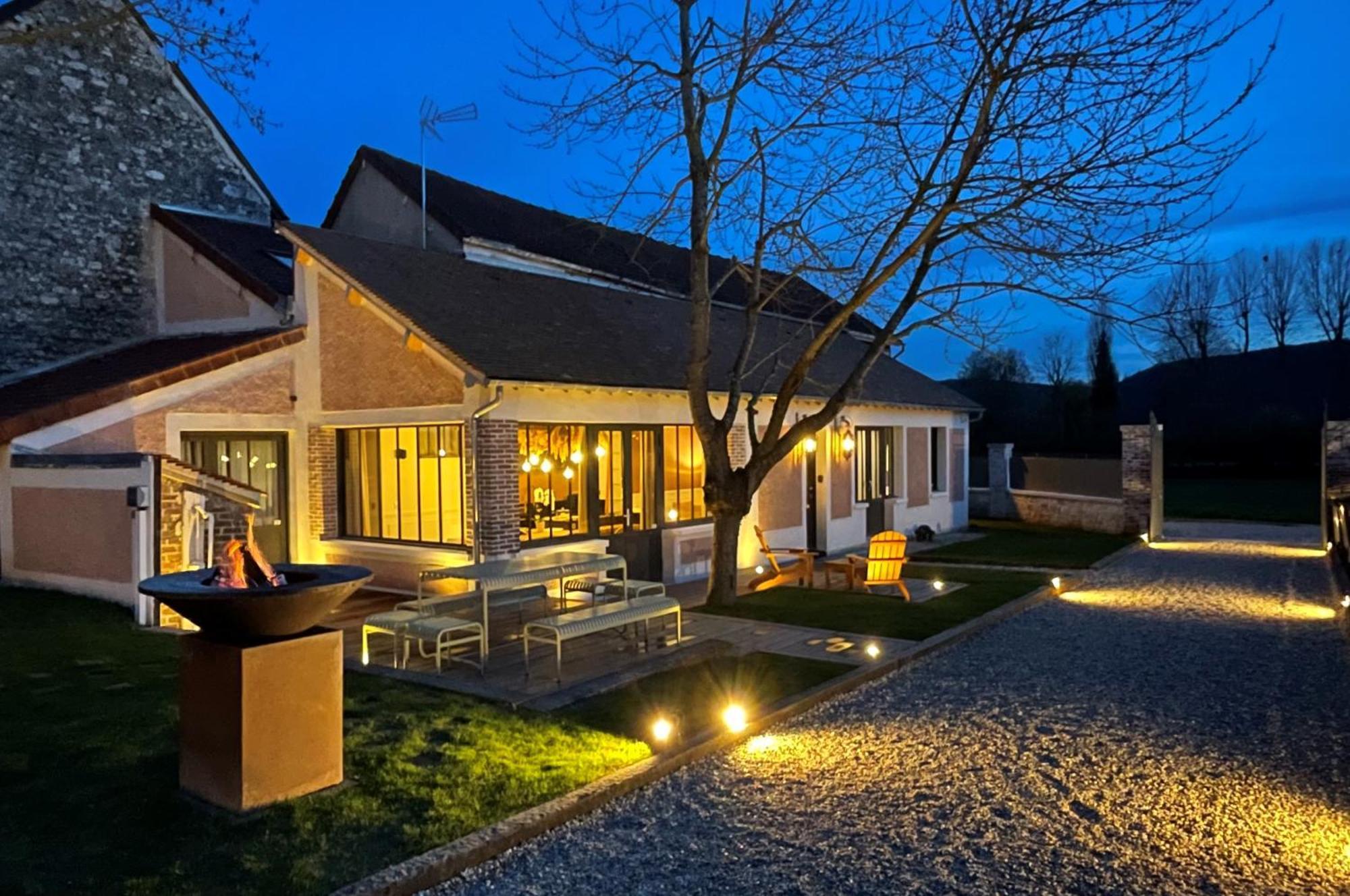 La Petite Maison De Giverny - Gite De Charme 5 Etoiles Au Coeur Du Village - 3 Chambres מראה חיצוני תמונה