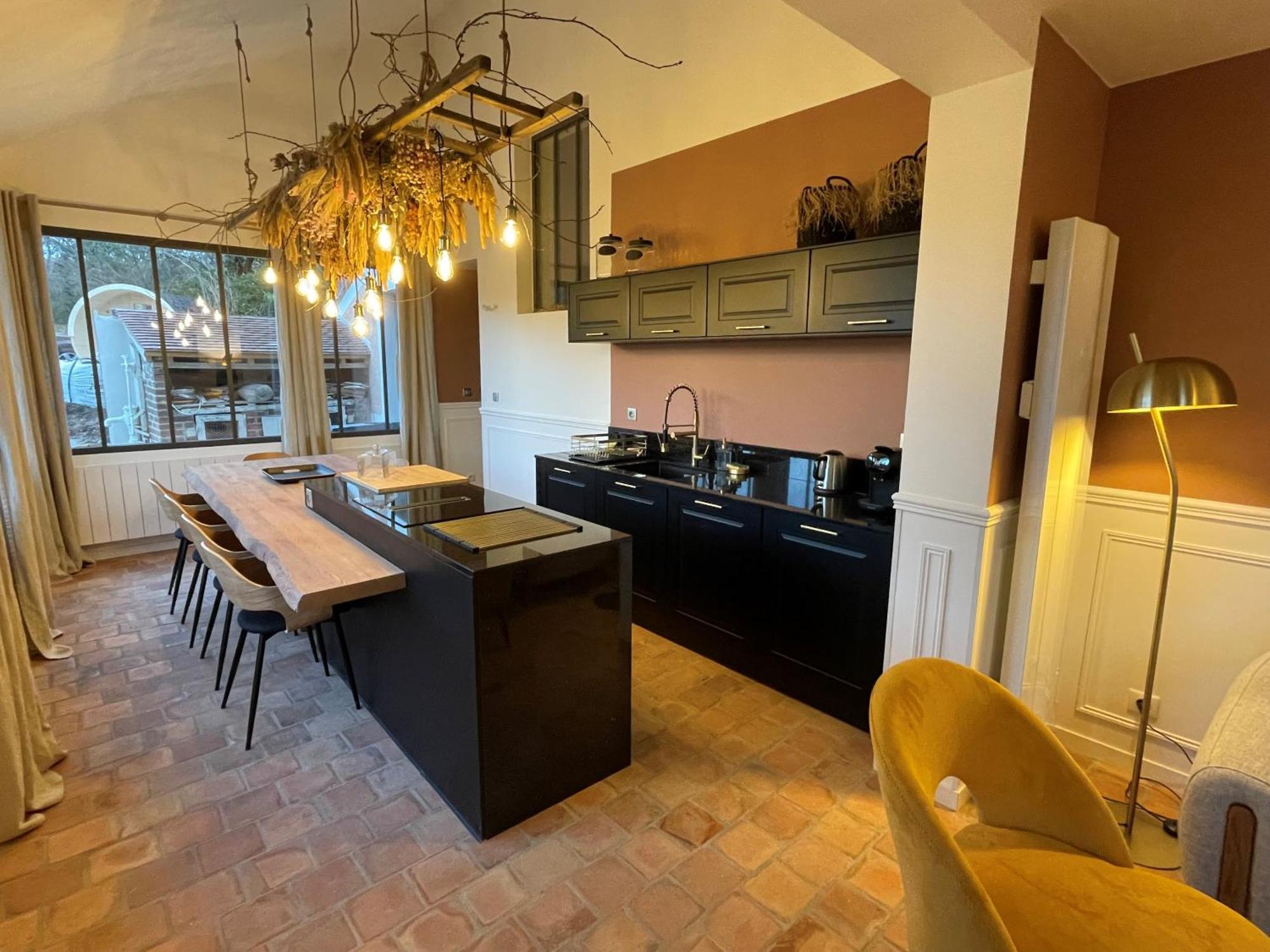 La Petite Maison De Giverny - Gite De Charme 5 Etoiles Au Coeur Du Village - 3 Chambres מראה חיצוני תמונה
